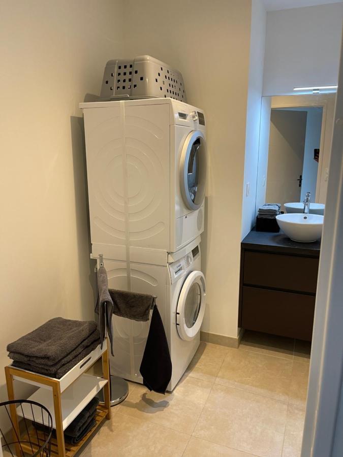 Bella Cruz 66 M2 Prestations Premium, Wifi, Balcon, Parking Avec Borne De Recharge Electrique, Plage Prieure, Commerces 디나르 외부 사진